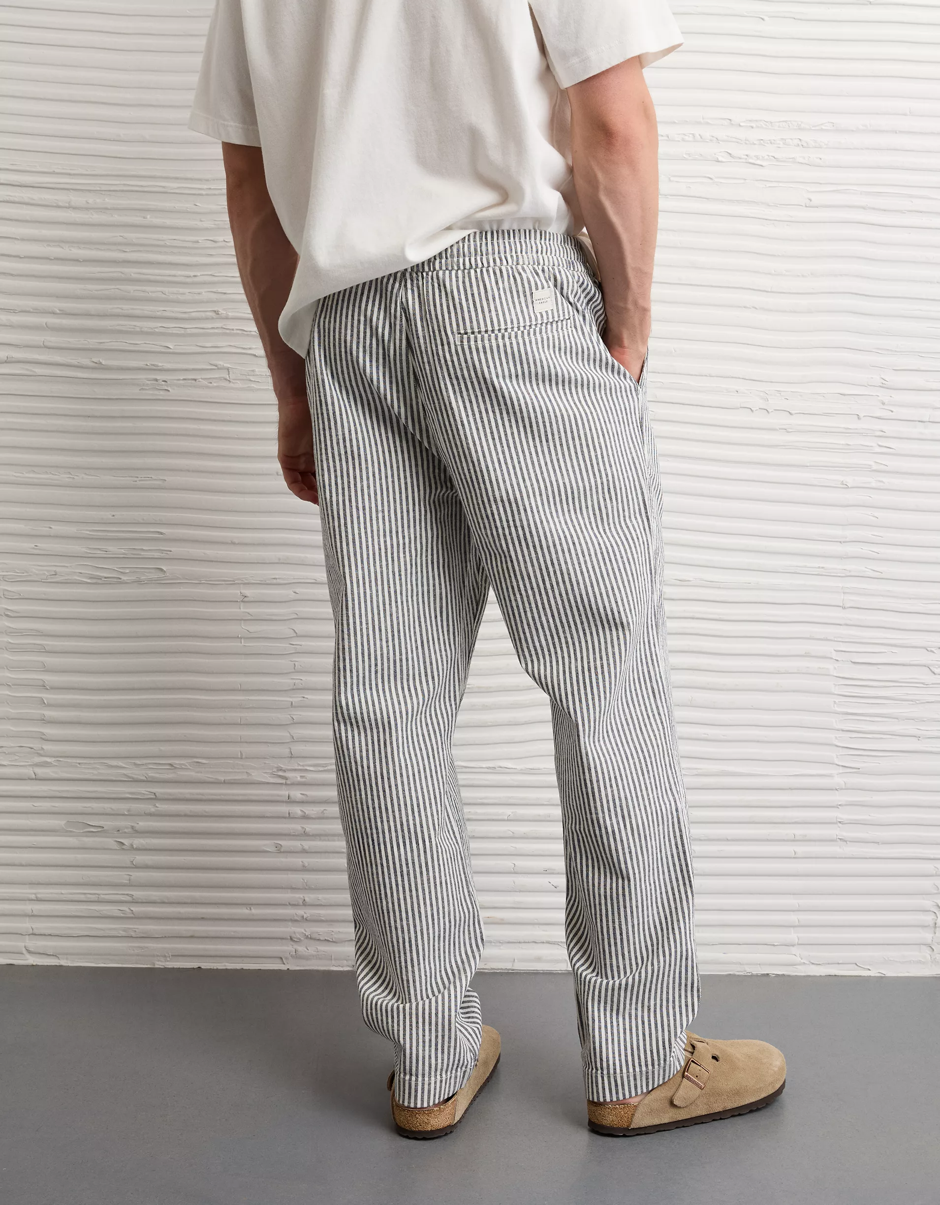 American Eagle Mens AE Pull-On Trekker Pants - Image 4