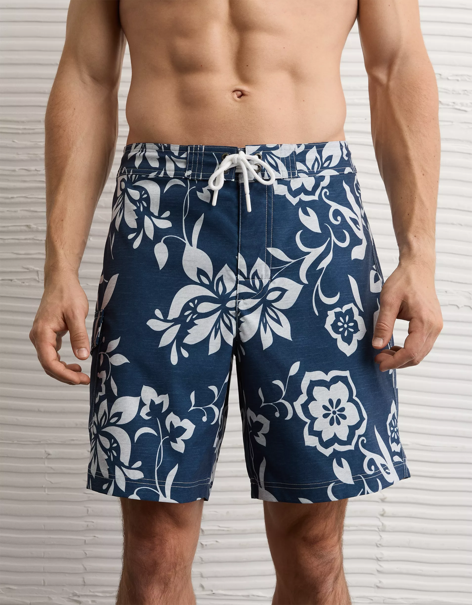 American Eagle Mens AE 8" Classic Boardshorts - Image 3