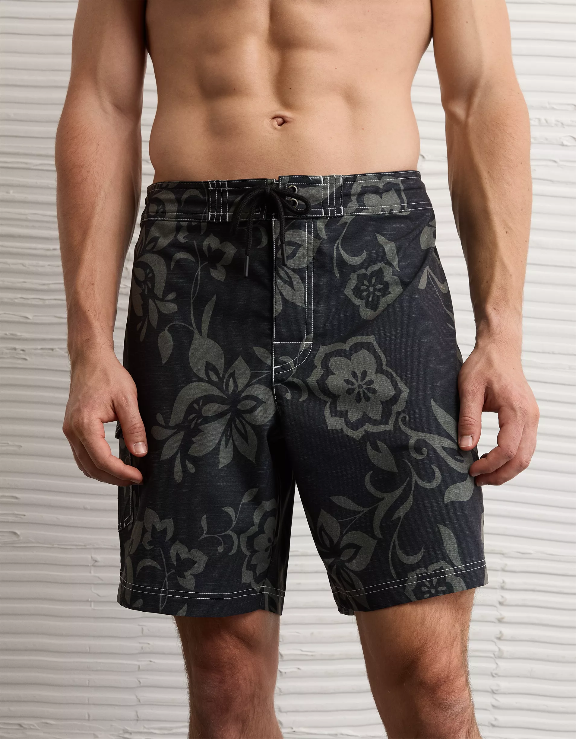 American Eagle Mens AE Classic Boardshorts - Image 3