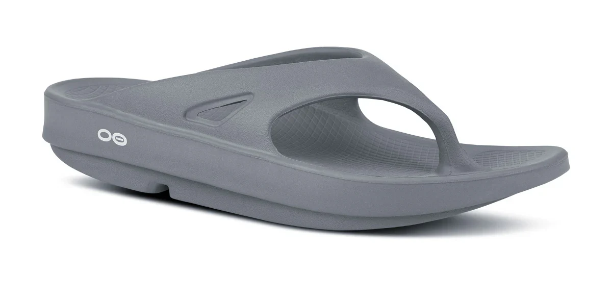OOfos Mens OOriginal Thong Sandals - Image 3