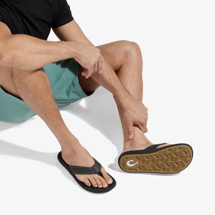 OluKai Mens Ulele Beach Sandals - Image 7