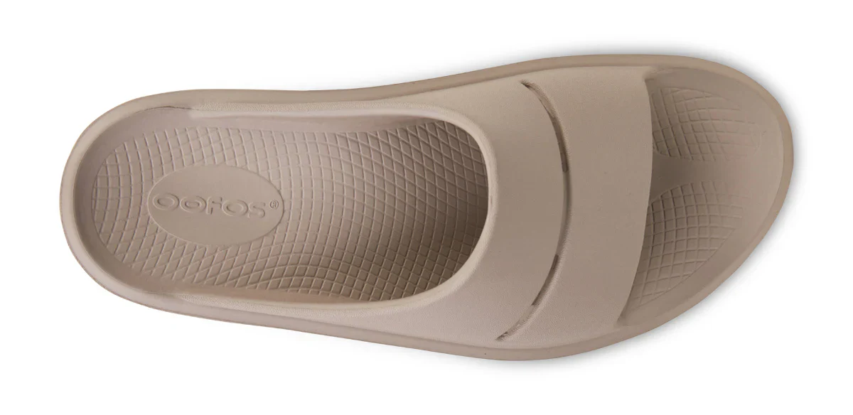 OOFOS Womens OOmega OOahh Sandals - Image 4