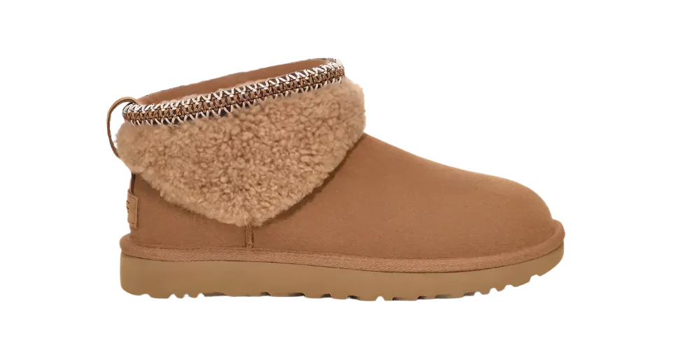 UGG Womens Classic Ultra Mini Maxi Curly Boots