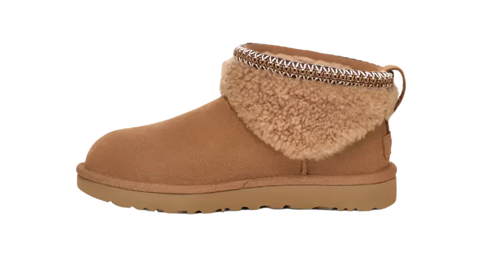 UGG Womens Classic Ultra Mini Maxi Curly Boots - Image 3