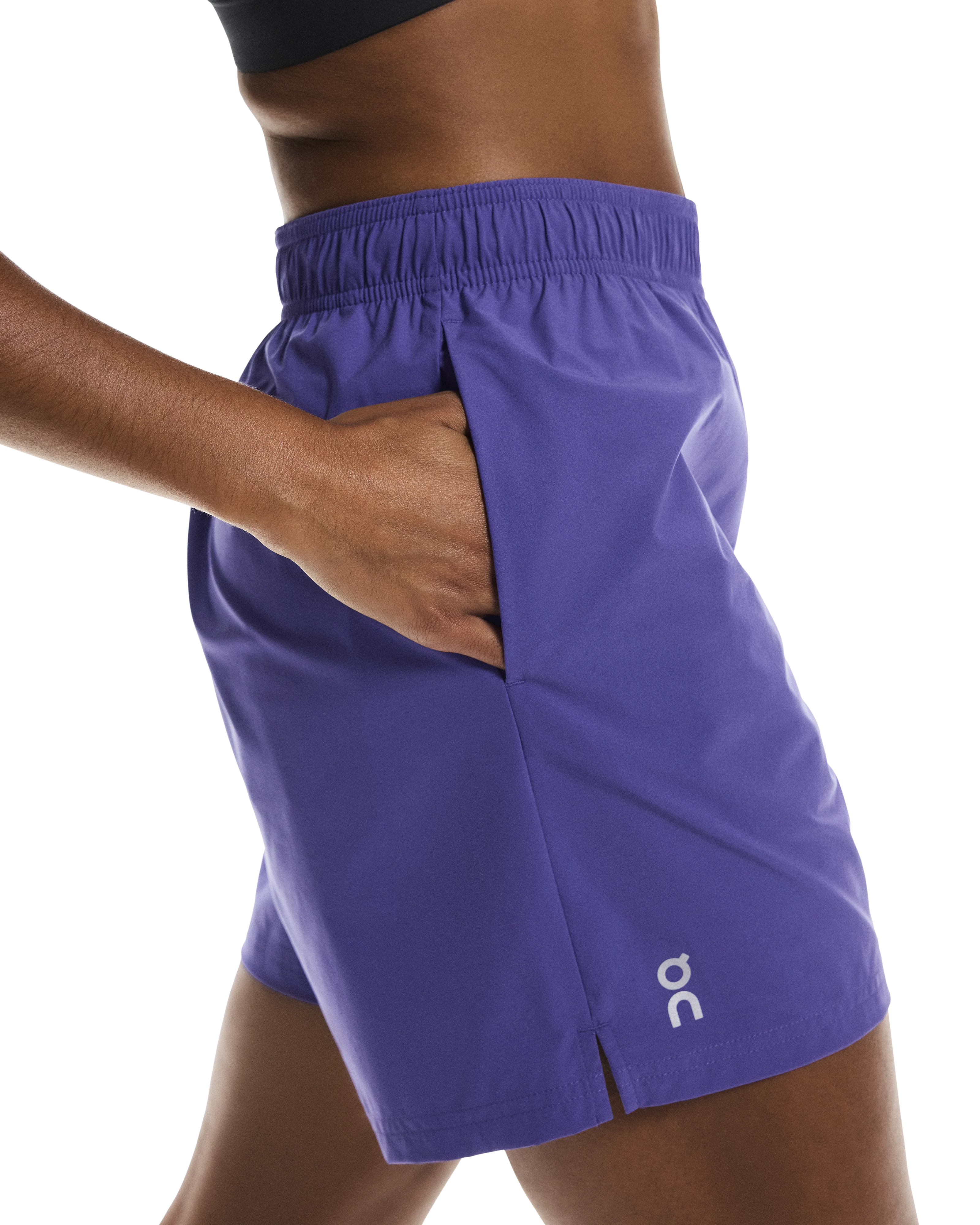 On Womens 5" Core Shorts - Image 3
