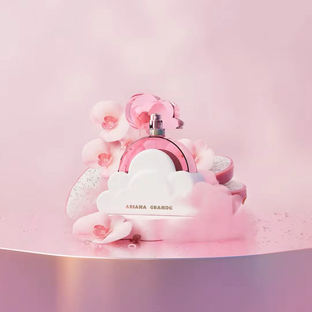 Ariana Grande Cloud Pink Eau de Parfum Spray - 3.4 oz. - Image 3