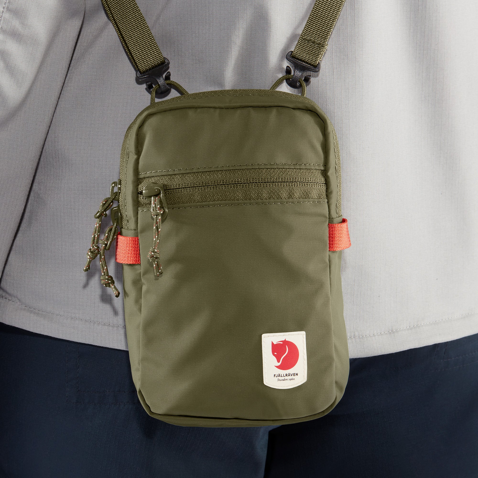 Fjallraven High Coast Pocket Shoulder Bag - Image 5
