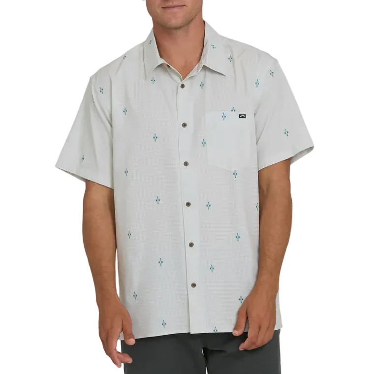 Billabong Mens A/Div Surftrek Perforated Short Sleeve Woven Shirt