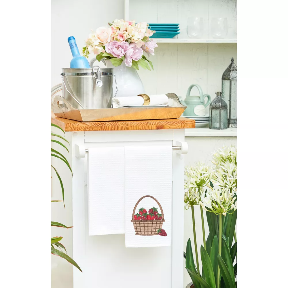 C&F Home Strawberry Basket Towel - Image 3