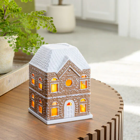 Candle Warmers Etc. Gingerbread House Canopy Fragrance Warmer - Image 2