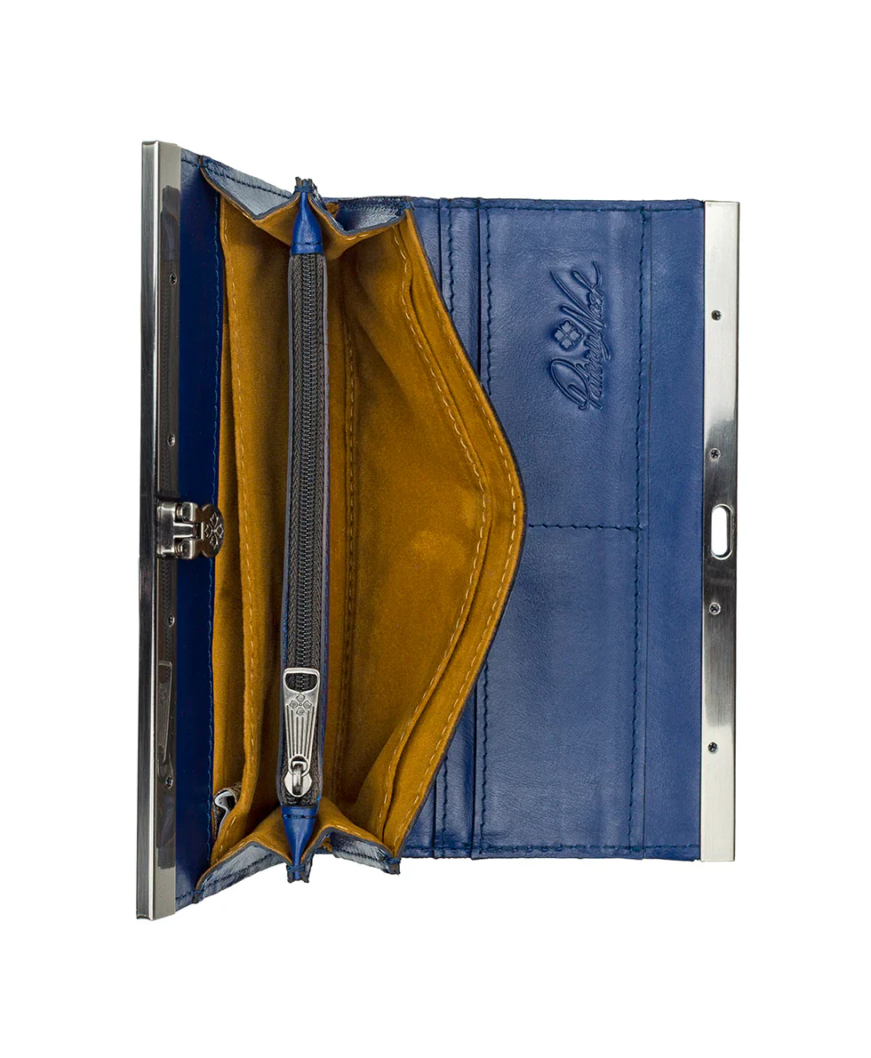 Patricia Nash Cauchy Wallet - Image 4