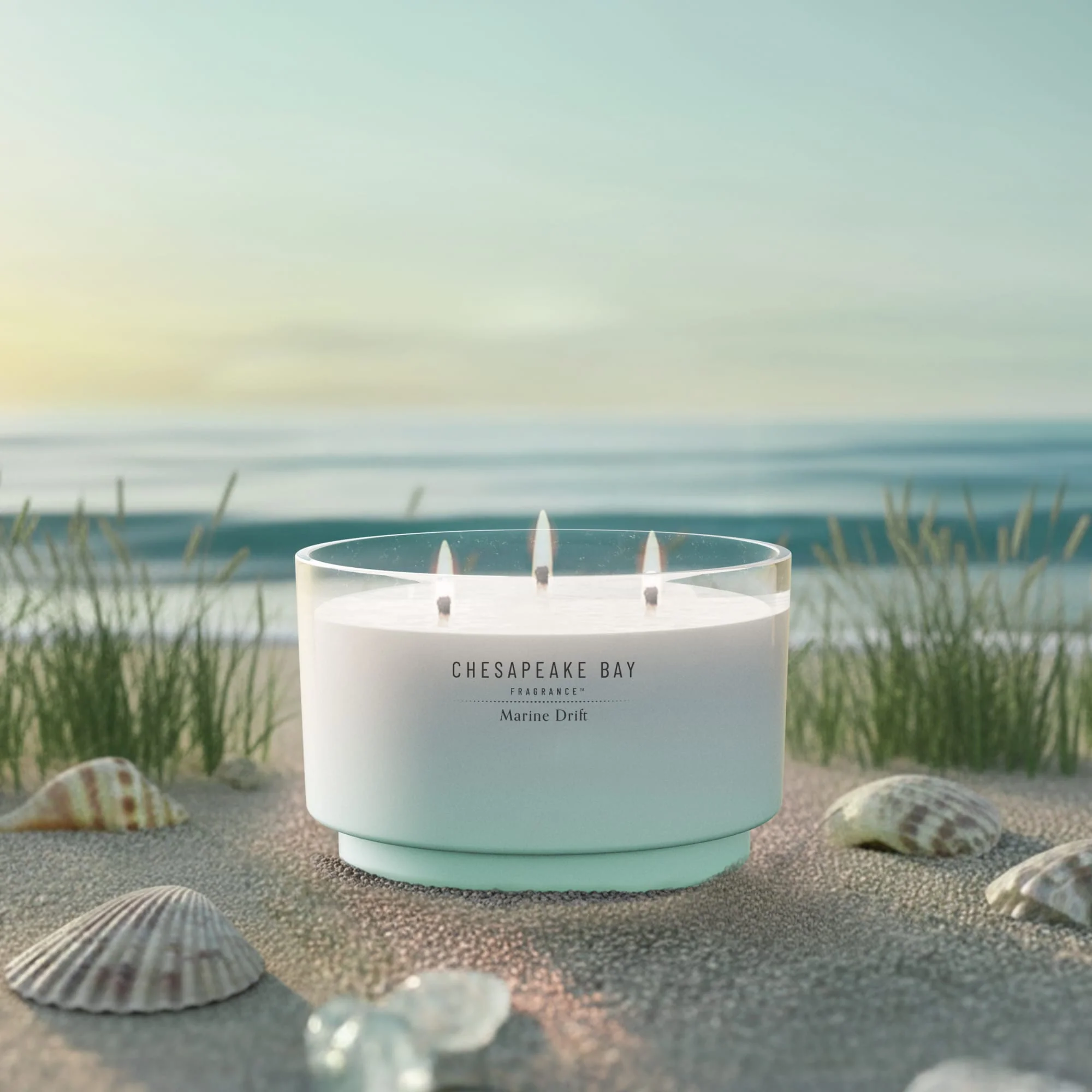 Chesapeake Bay Candle 3-Wick Candle - Marine Drift - Image 2