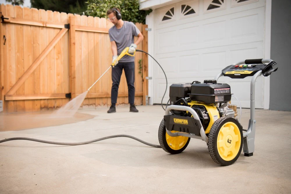 Champion Power Equipment 3100-PSI 2.2-GPM Low Profile Gas Pressure Washer - Image 5