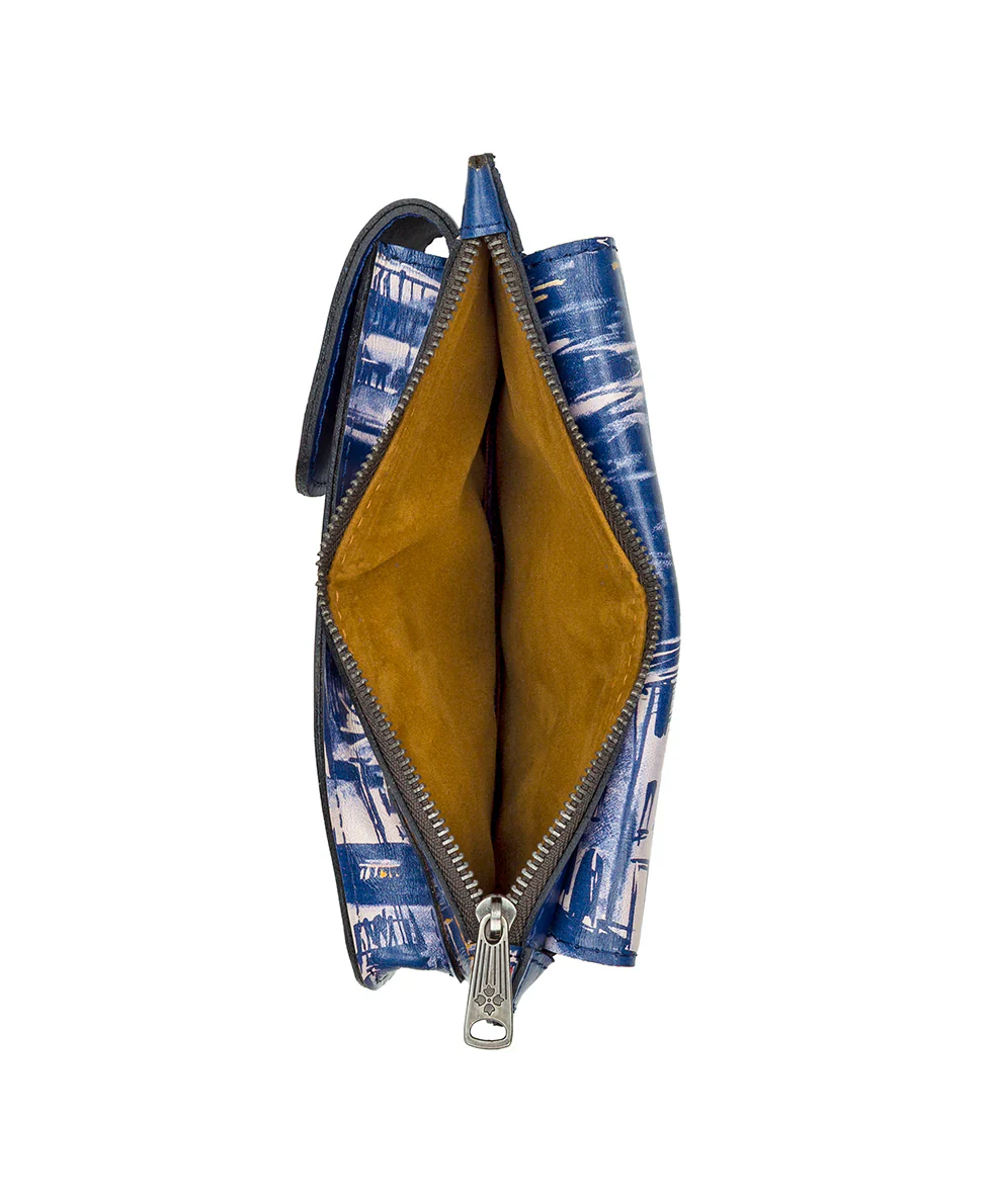 Patricia Nash Chiavella Phone Crossbody HAndbag - Image 5