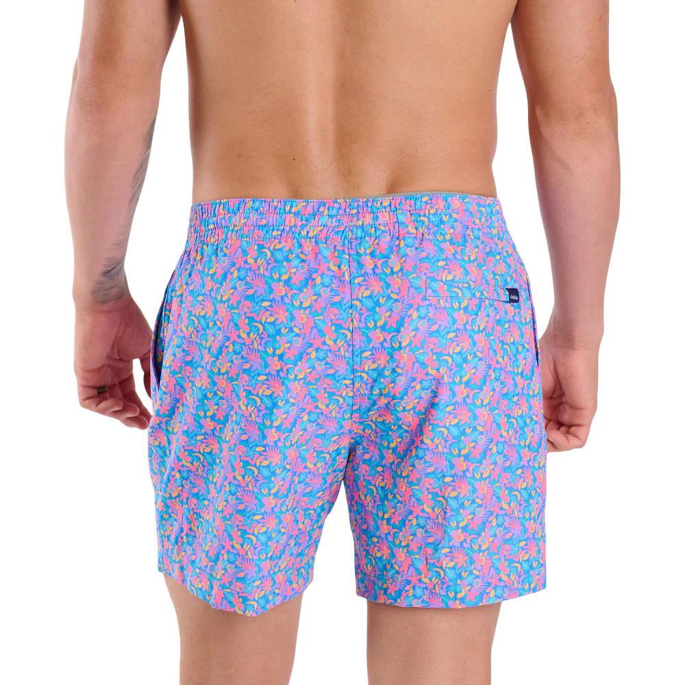 Chubbies Mens The Spades 5.5" Classic Lined Swim Trunks - Image 2