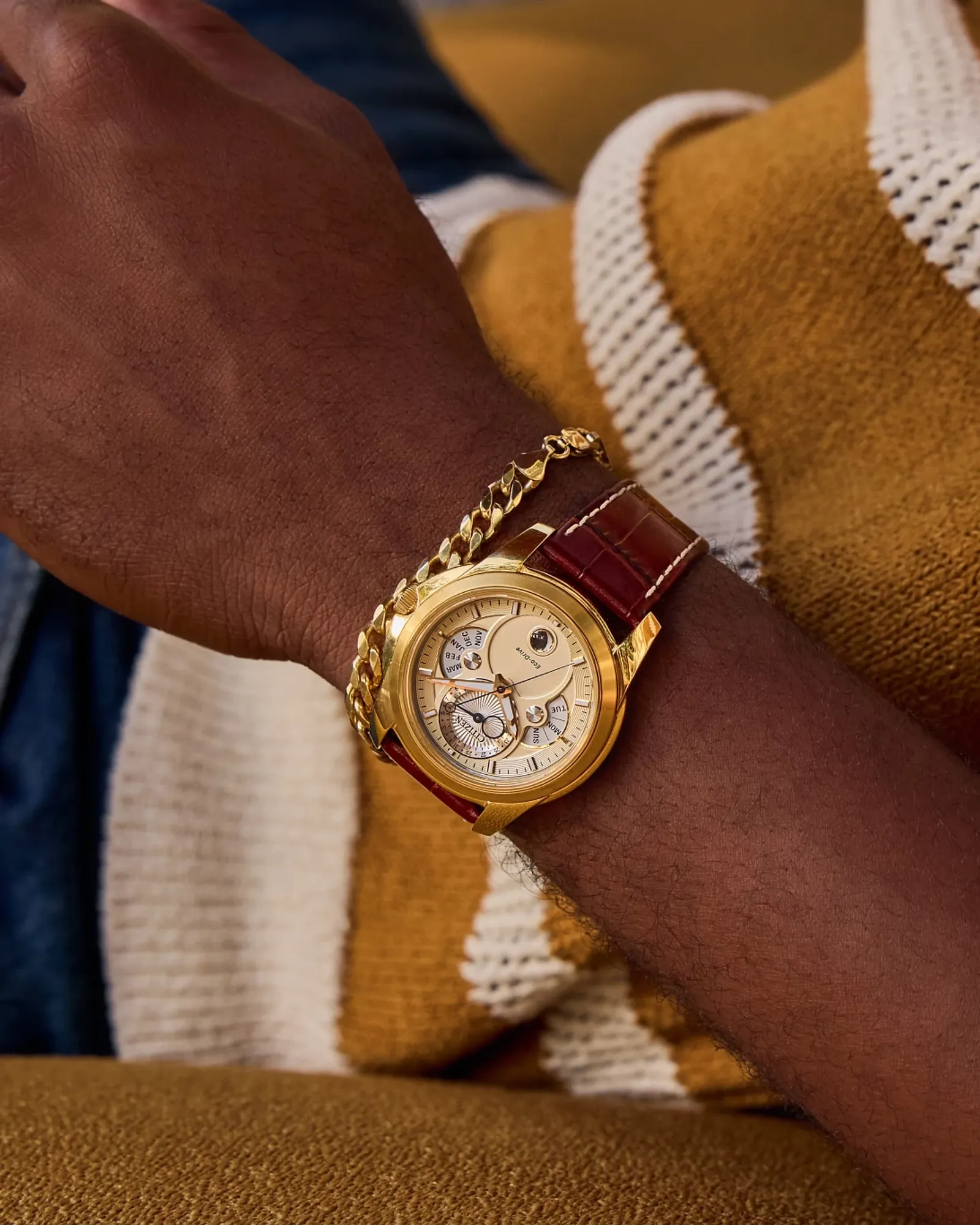 Citizen Mens Calendrier Watch - Brown Leather Strap - Image 4