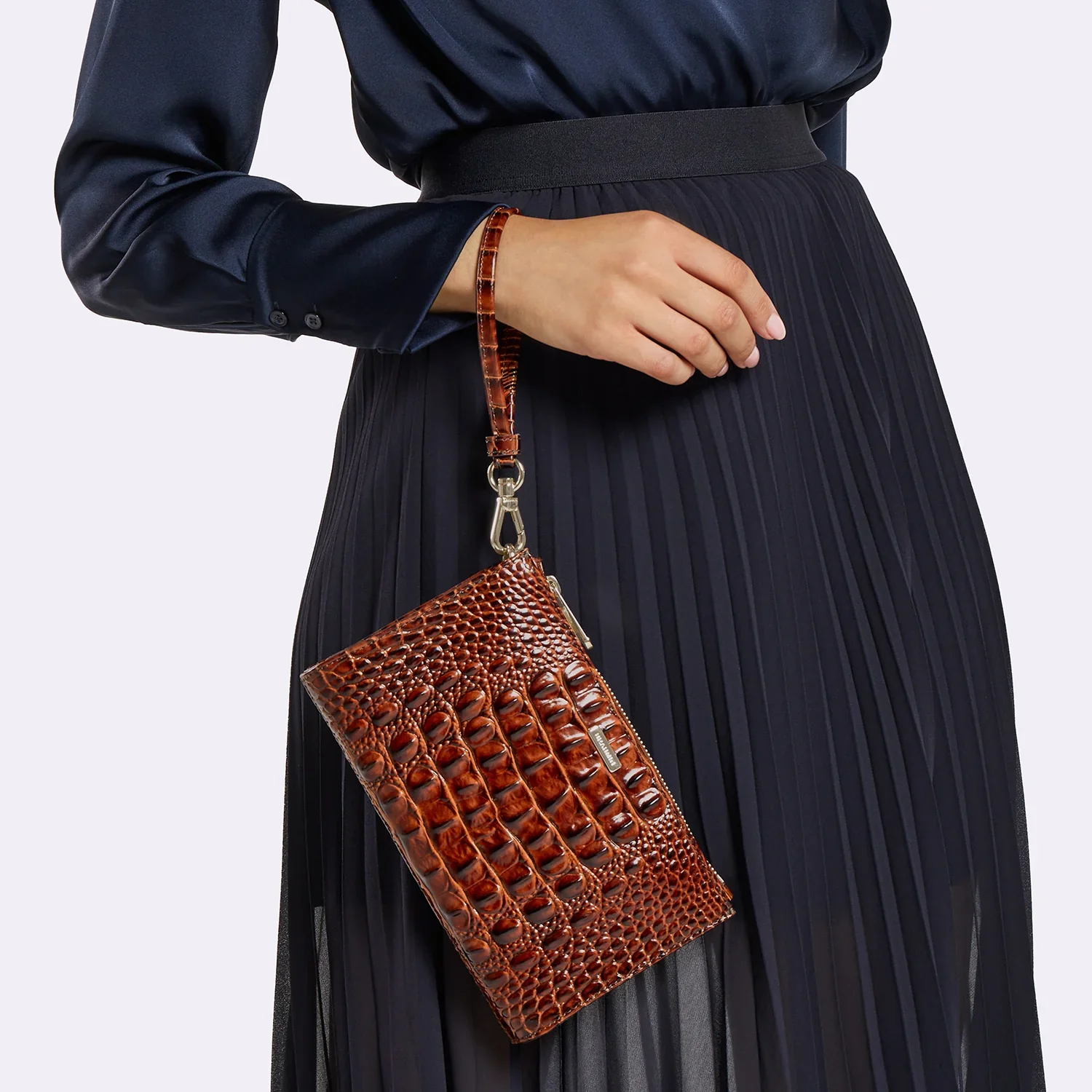 BRAHMIN Daisy Wristlet - Image 5
