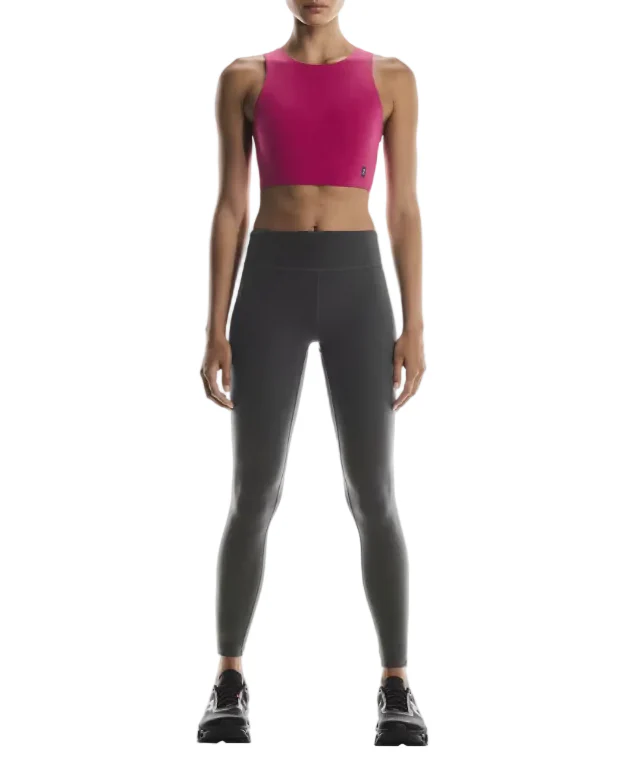 On Womens Core 2-In-1 Crop Top - Image 2