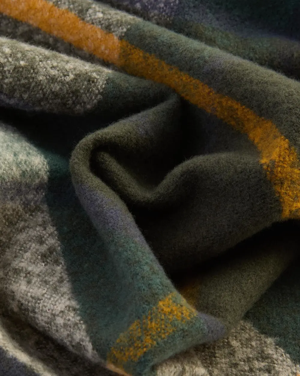 Barbour Womens Deanna Tartan Scarf - Image 5