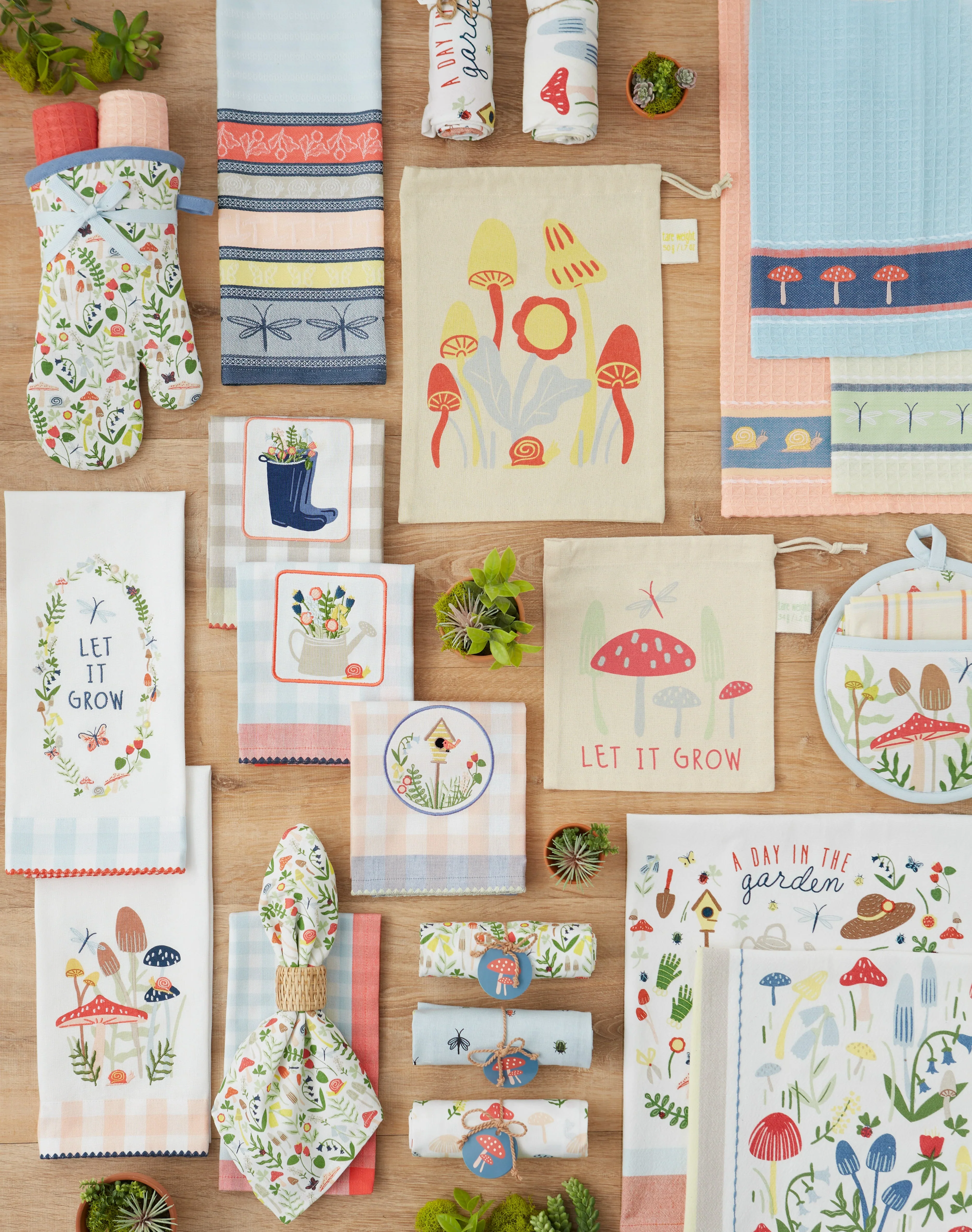 Design Imports Garden Dwellers Embroidered Dishtowels - Image 3