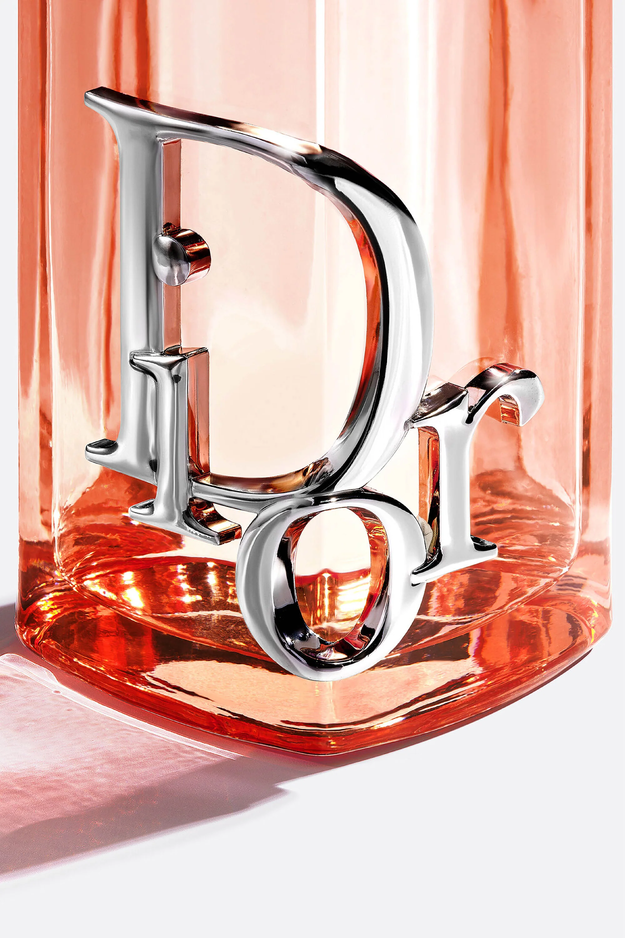 Dior Addict Peachy Glow Eau De Parfum Spray - 3.4 oz. - Image 2