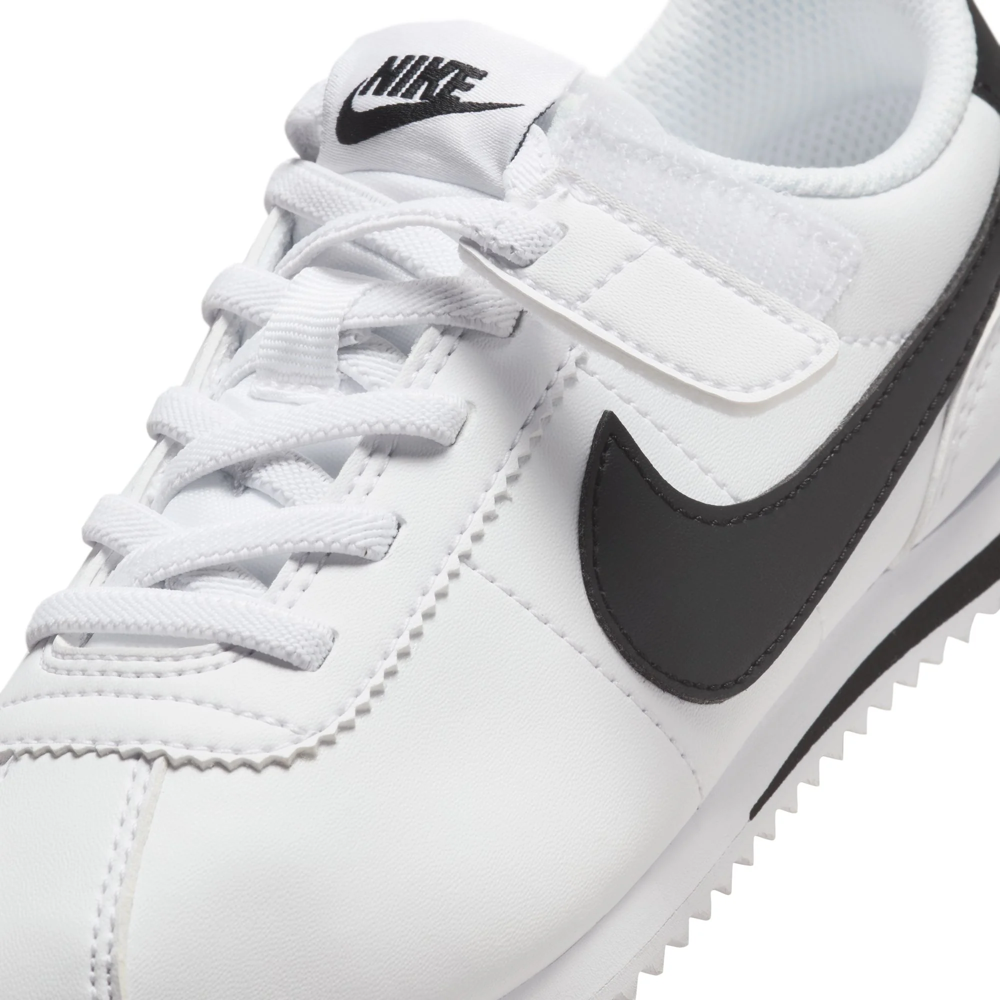 Nike Little Kids Cortez EasyOn Shoes - Image 7