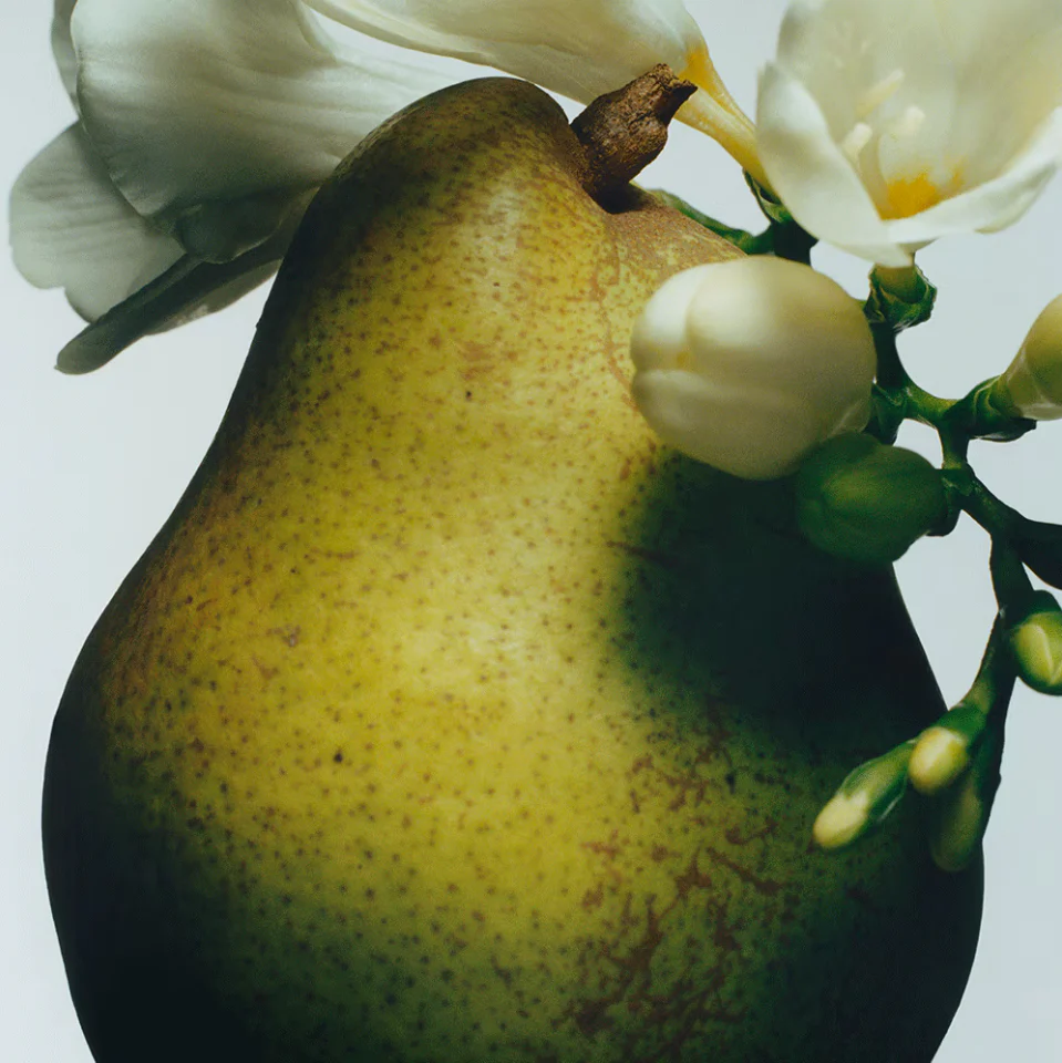 Jo Malone London English Pear & Freesia Scented Candle - 7 oz. - Image 2