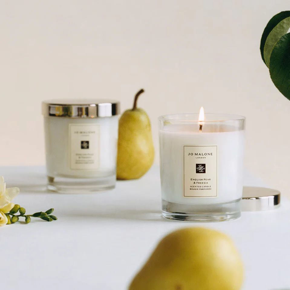 Jo Malone London English Pear & Freesia Scented Candle - 7 oz. - Image 3