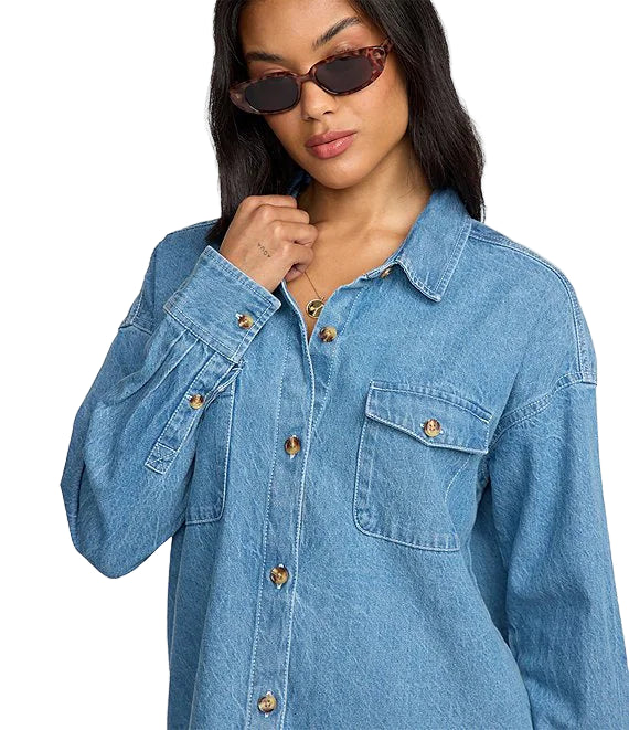 Billabong Women's Fadeaway Demin Shacket - Image 4