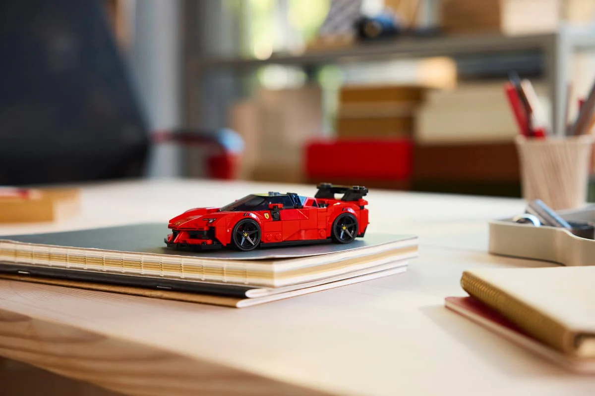 LEGO Speed Champions Ferrari SF90 XX Stradale Sports Car - Image 7