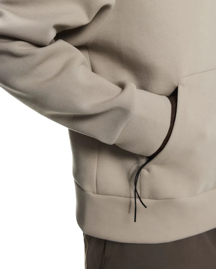 On Mens Focus Tech Hoodie Sweatshirt - Image 5