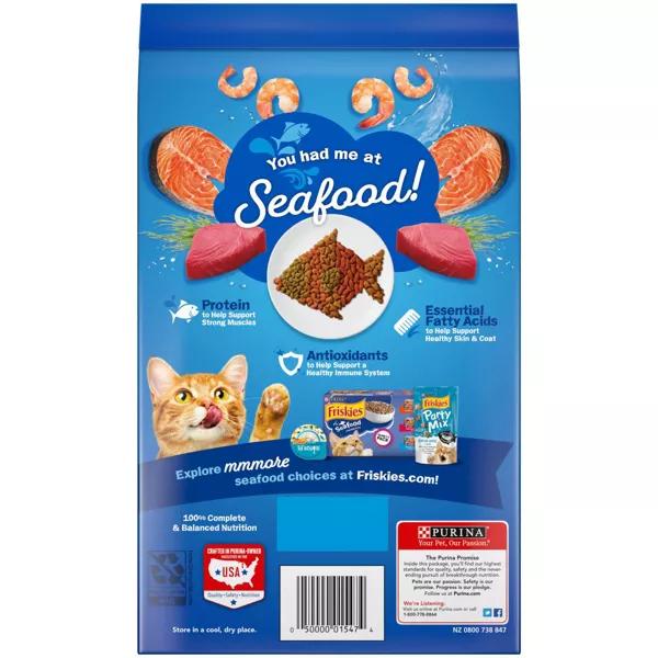 Purina Friskies Seafood Sensations With Flavors of Salmon, Tuna, Shrimp & Seaweed Dry Cat Food - 3.15 lbs. - Image 2