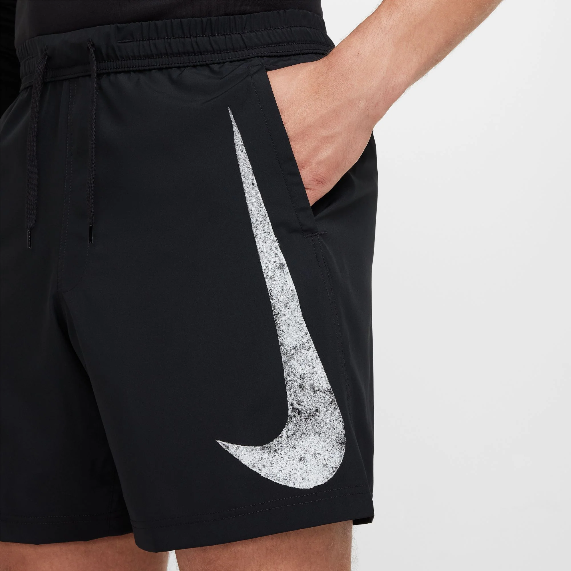 Nike Mens Dri-FIT Form Swoosh 7" Shorts - Image 4