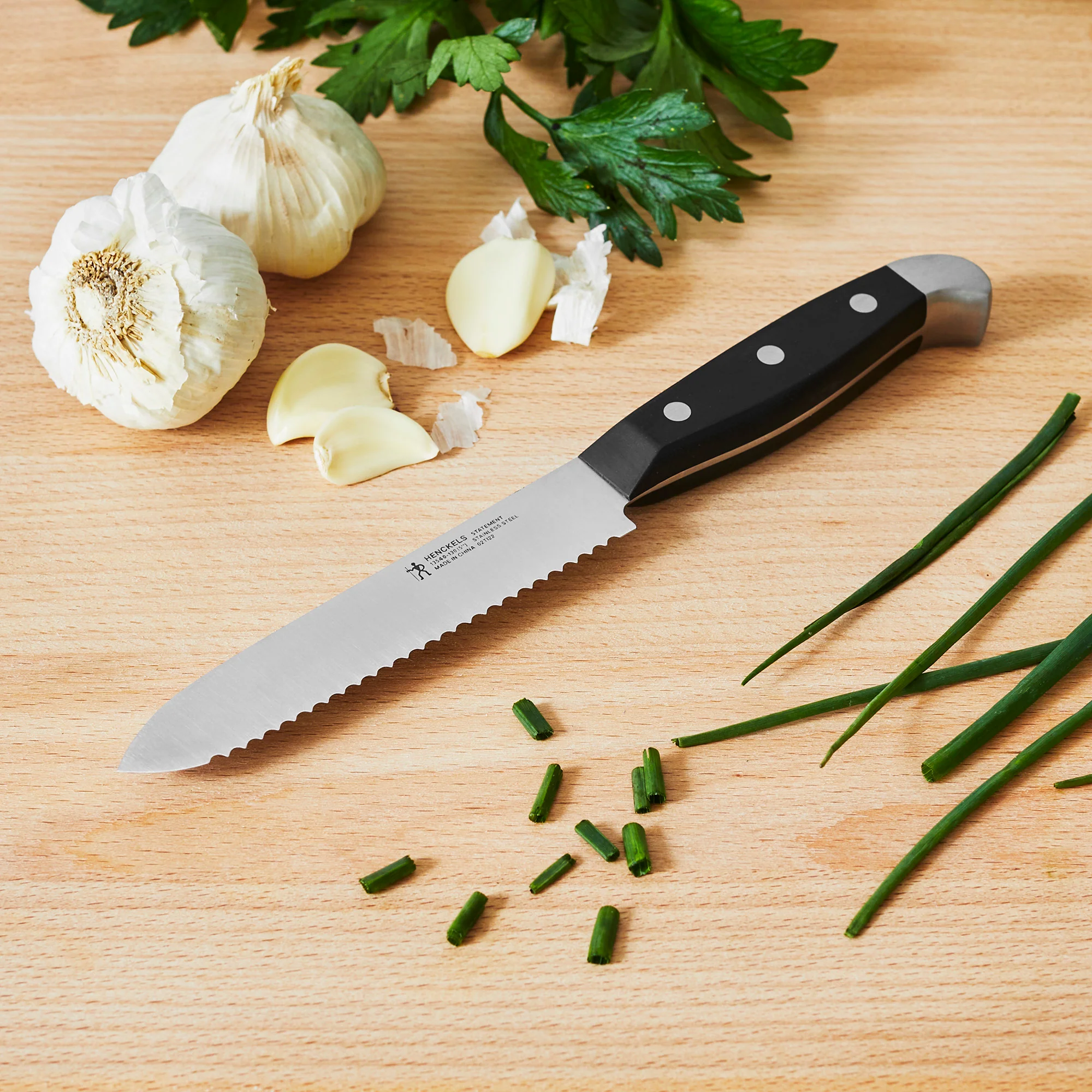 JA Henckels Statement 5" Serrated Utility Knife - Image 3