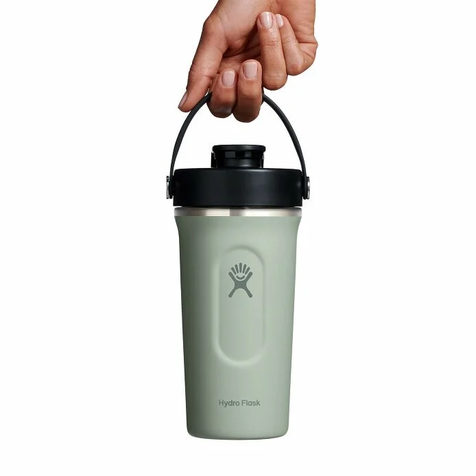 Hydro Flask 24 oz. Insulated Shaker Bottle - Image 3
