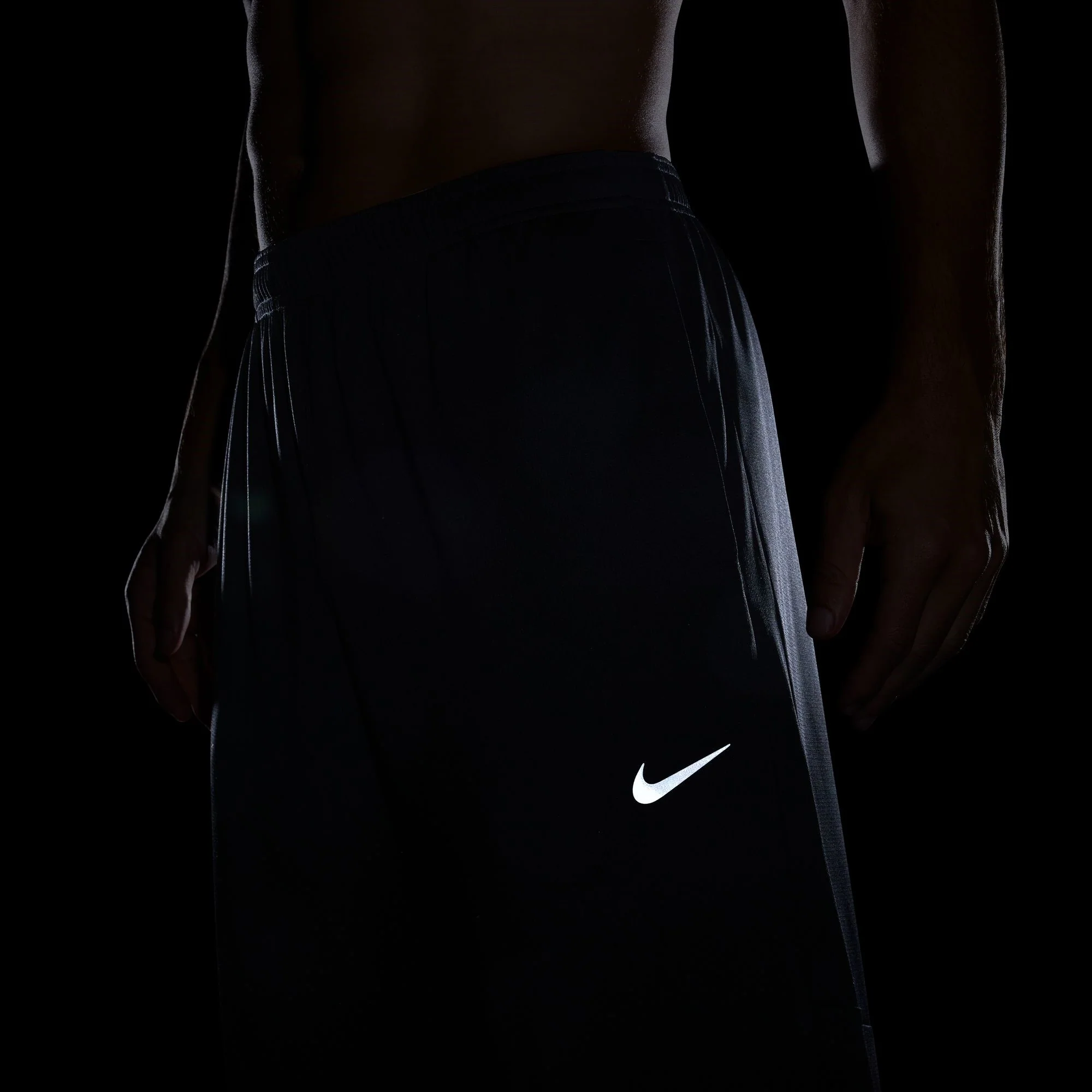 Nike Mens Dri-FIT Challenger Pants - Image 8