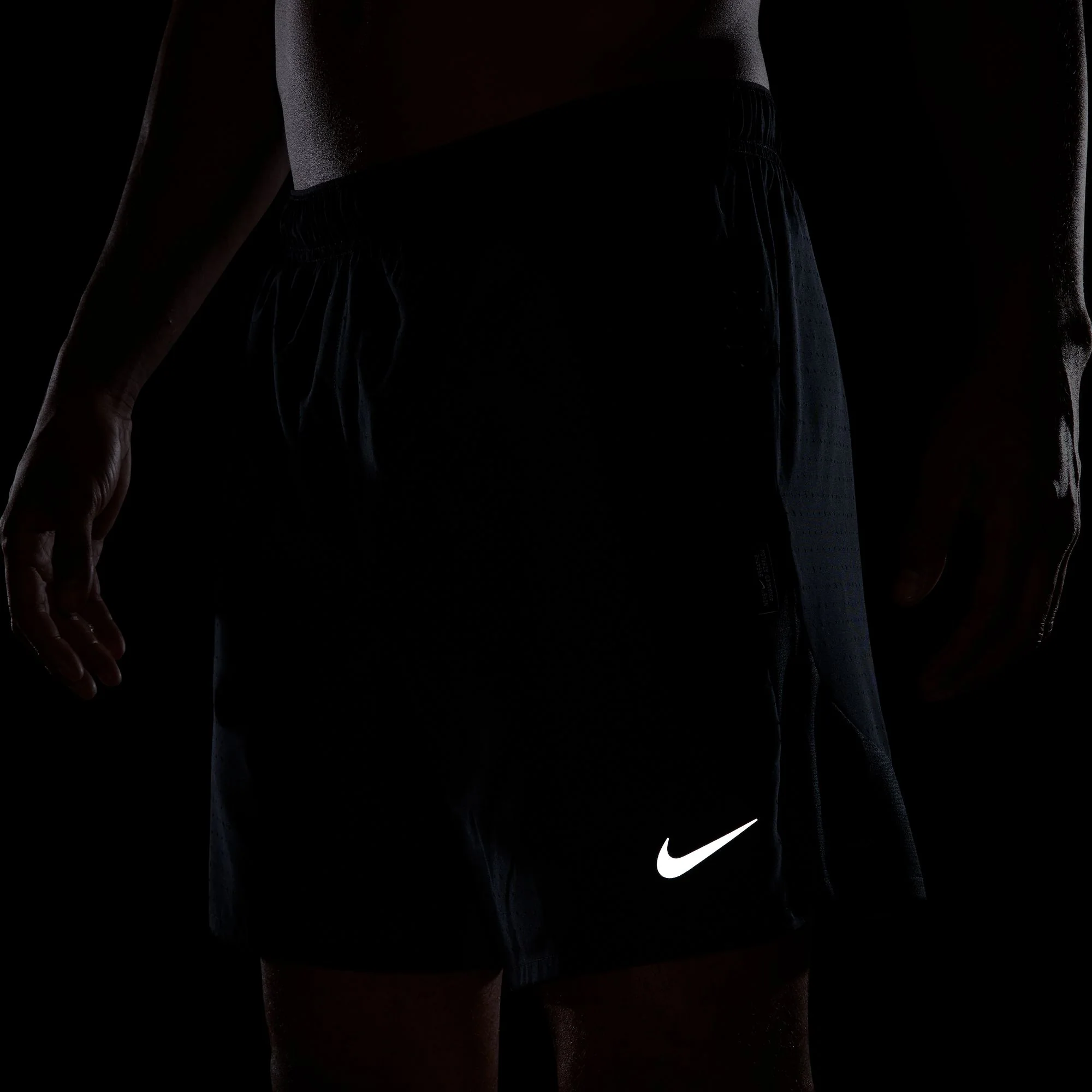 Nike Mens Dri-FIT Challenger Breathe 7" 2-In-1 Running Shorts - Image 5