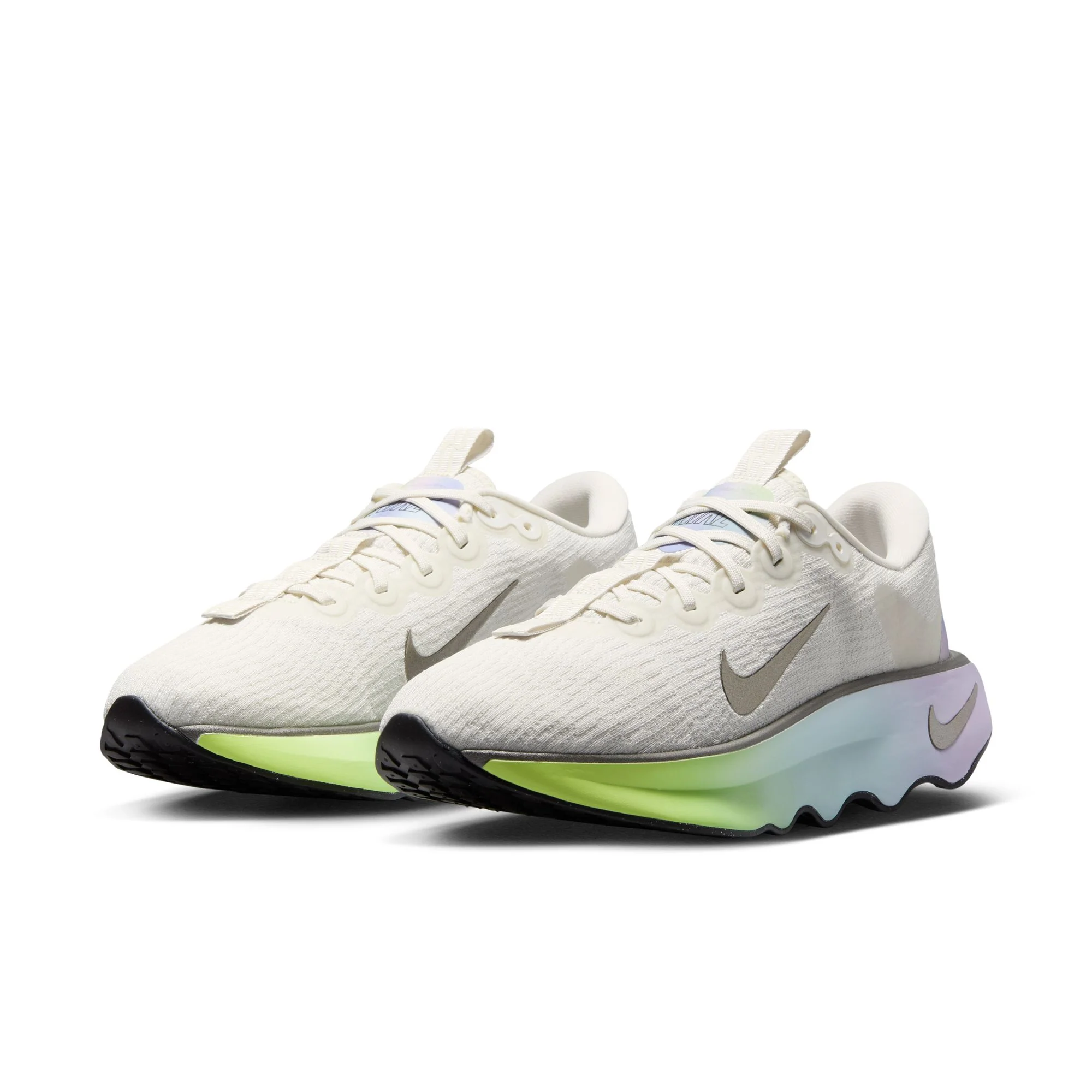 Nike Womens Motiva SE Walking Shoes - Image 2