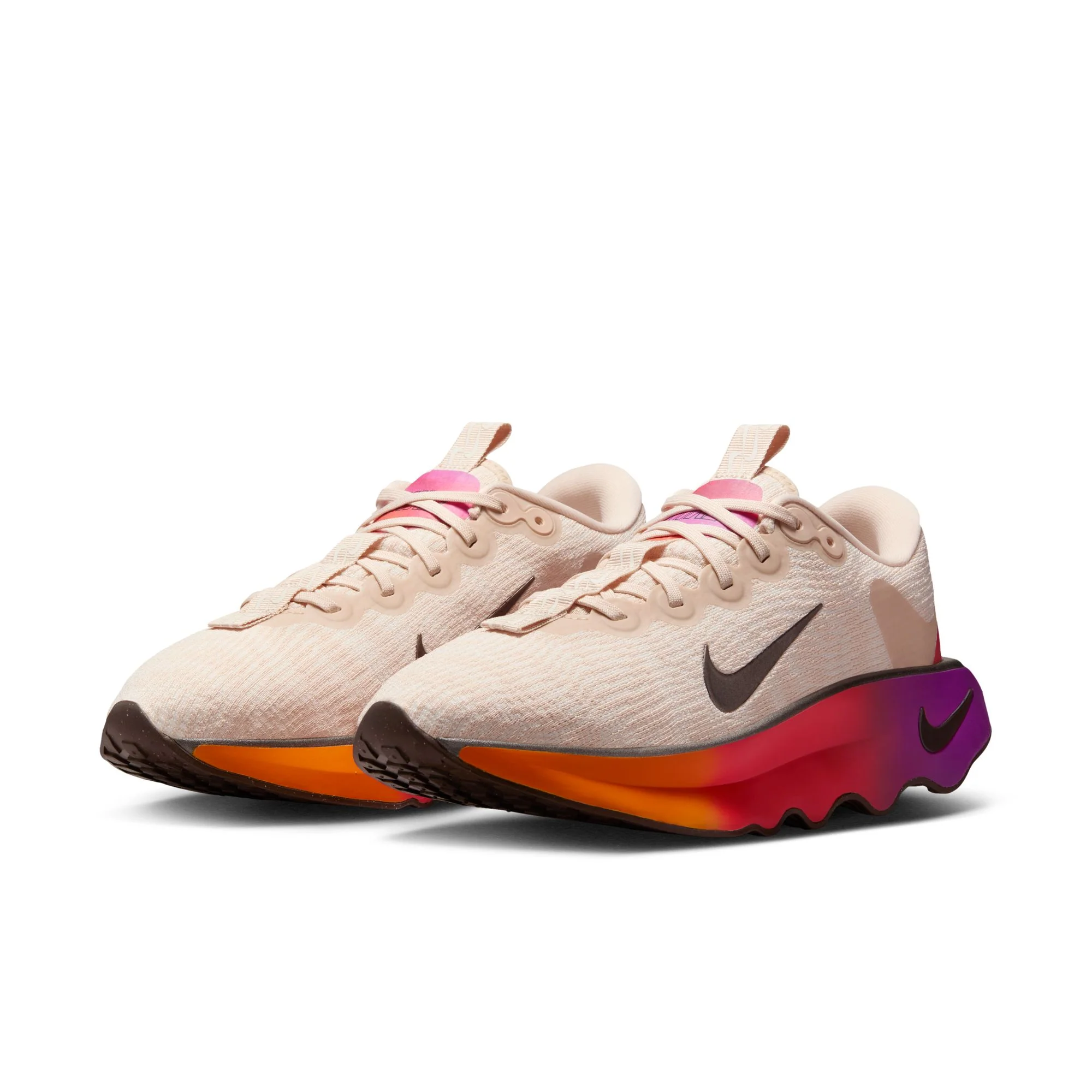 Nike Womens Motiva Walking Shoes - Image 3