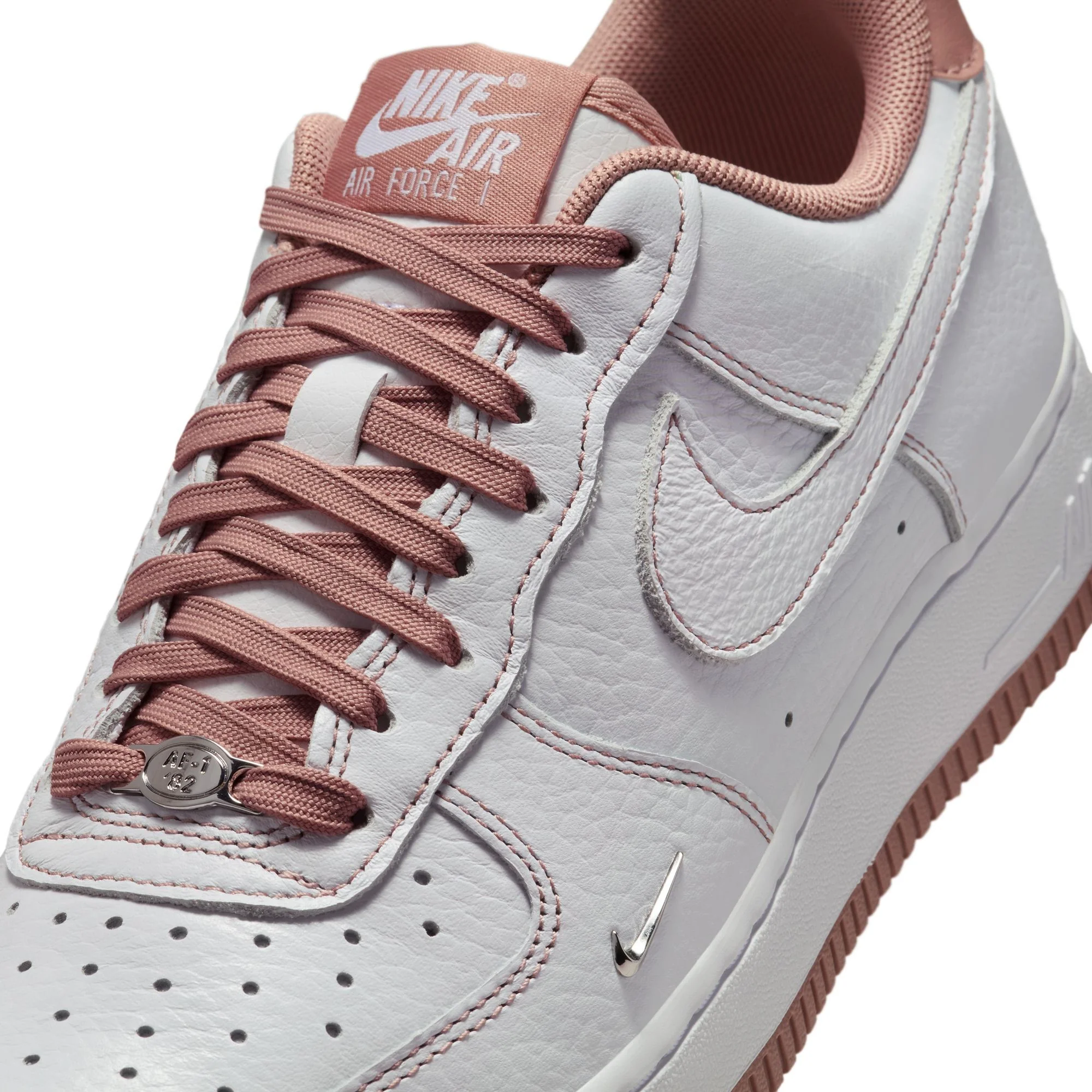 Nike Womens Air Force 1 '07 Shoe - Image 5