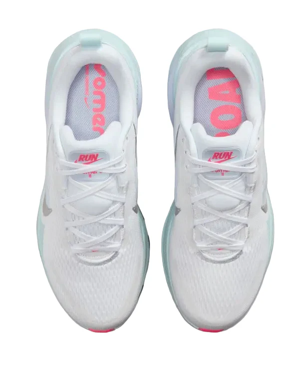 Nike Women's Vomero 18 Road Running Shoe - Image 4