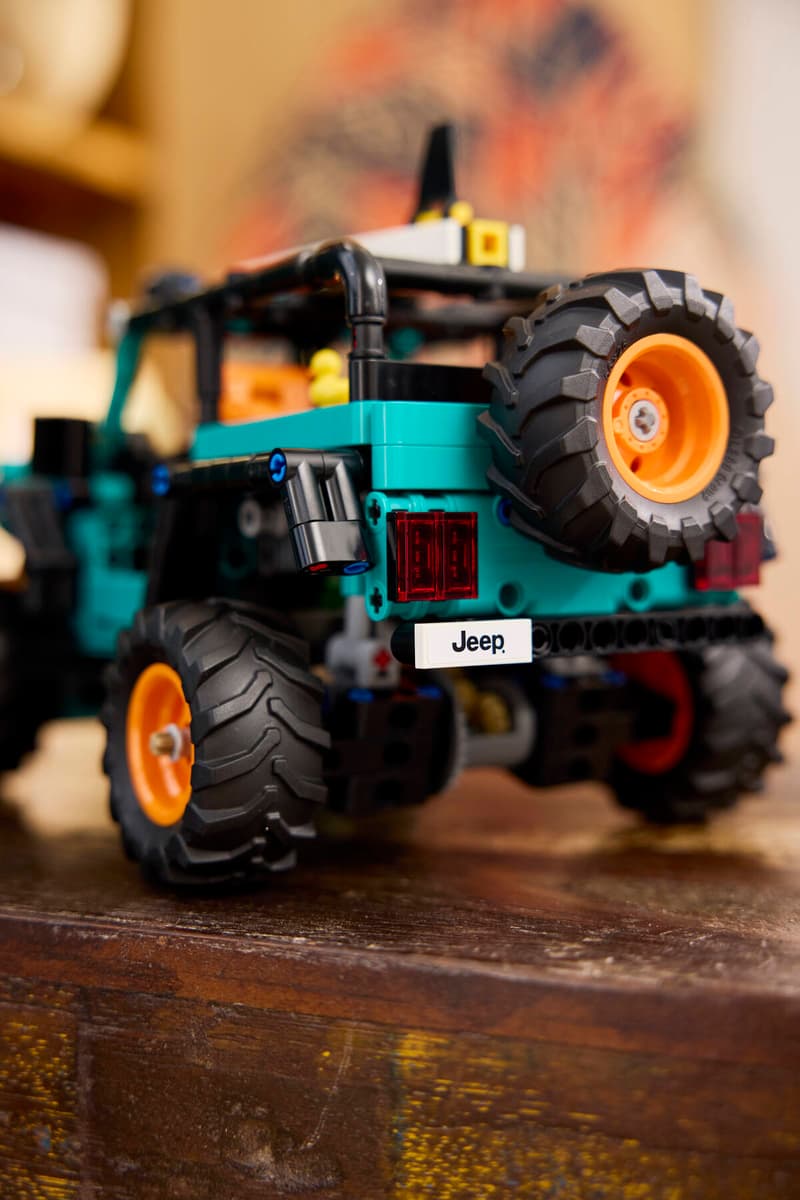 LEGO Jeep Wrangler Rubicon SUV - Image 8