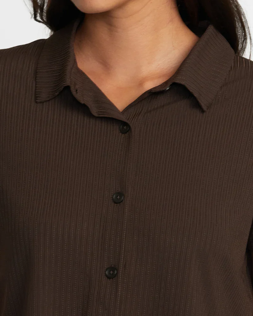 RVCA Womens Jenni Buttoned Short-Sleeve Shirt - Image 4