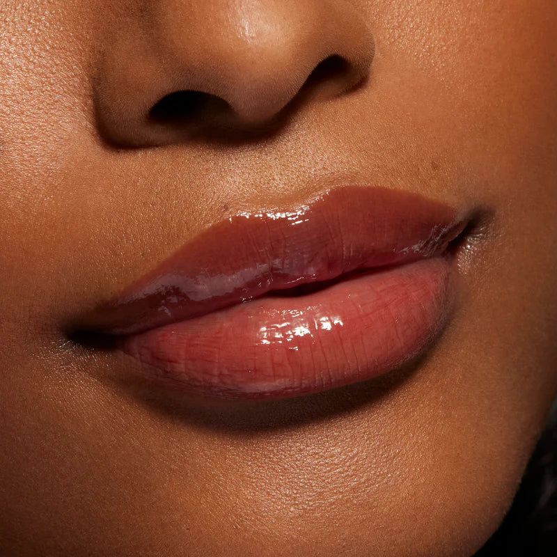 Kylie Skin Lip Oil - Hazelnut Crème - Image 4