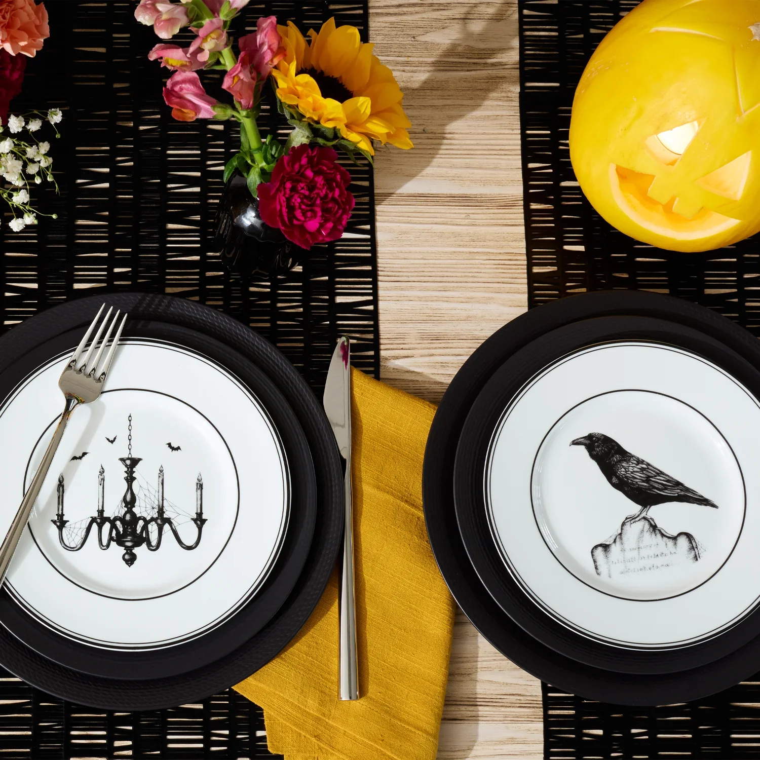 Lenox Vintage Halloween Dessert Plates - Set of 4 - Image 7