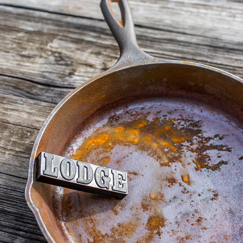 Lodge Rust Eraser - Image 3