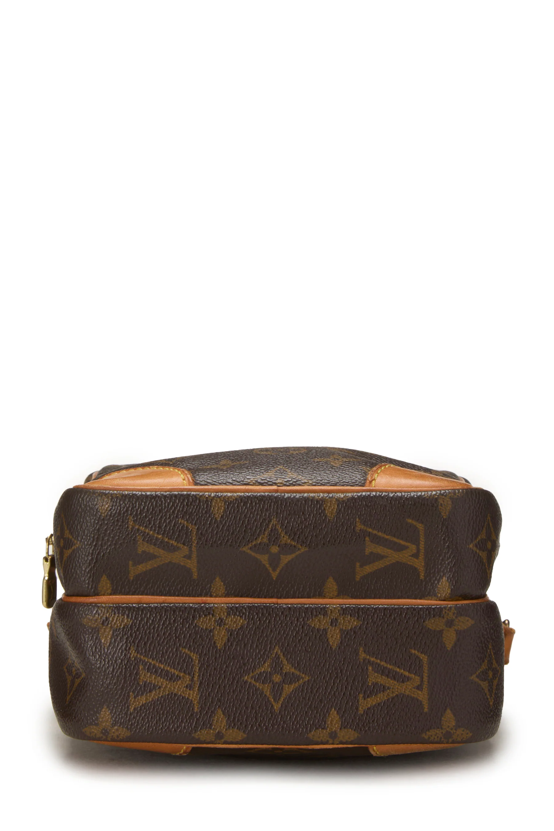 Louis Vuitton Monogram Amazone Crossbody Bag - Image 4