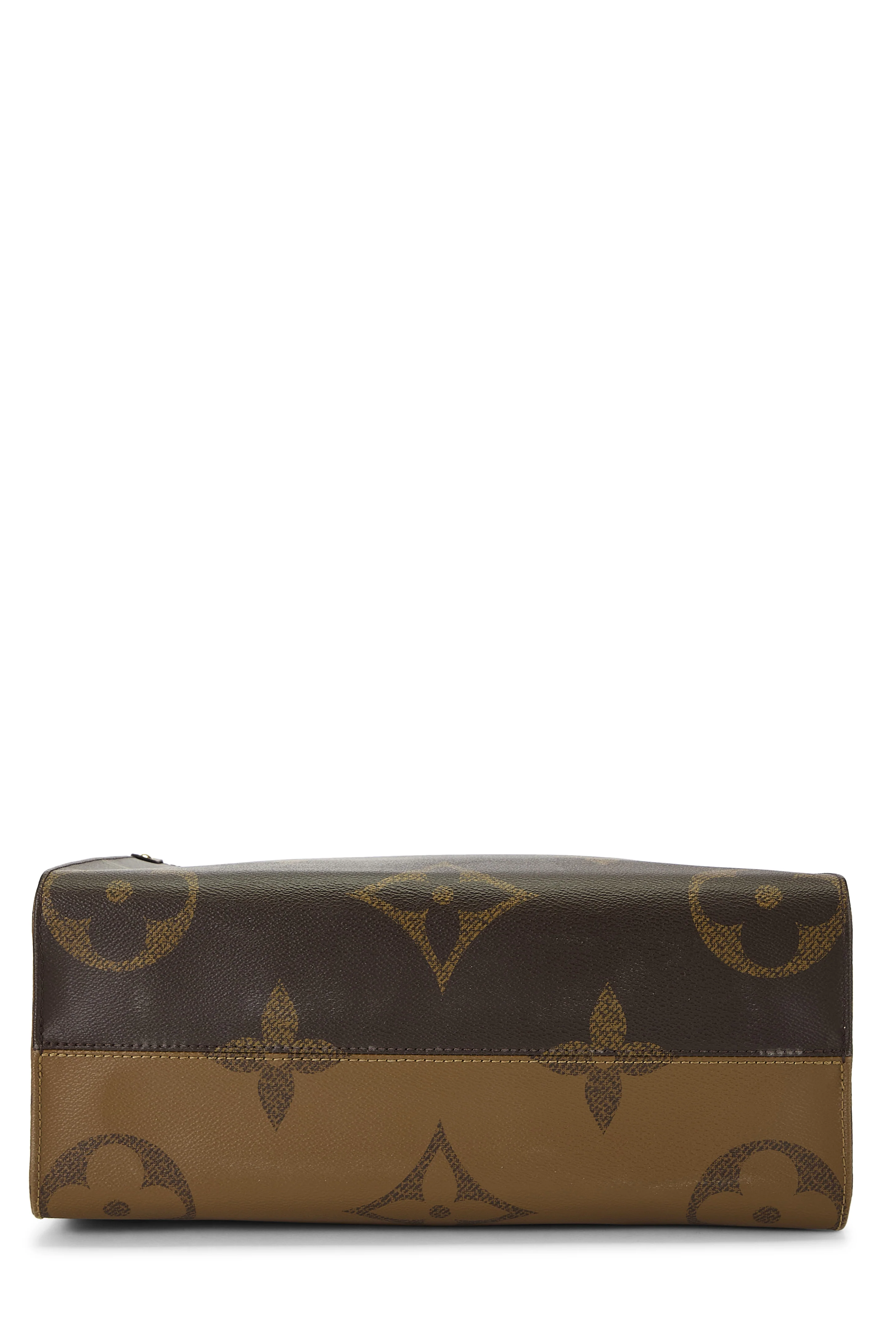 Louis Vuitton Monogram Giant On The Go GM Tote Handbag - Image 5