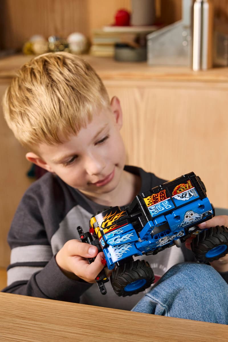 LEGO Monster Jam Grave Digger Fire and Ice - Image 7