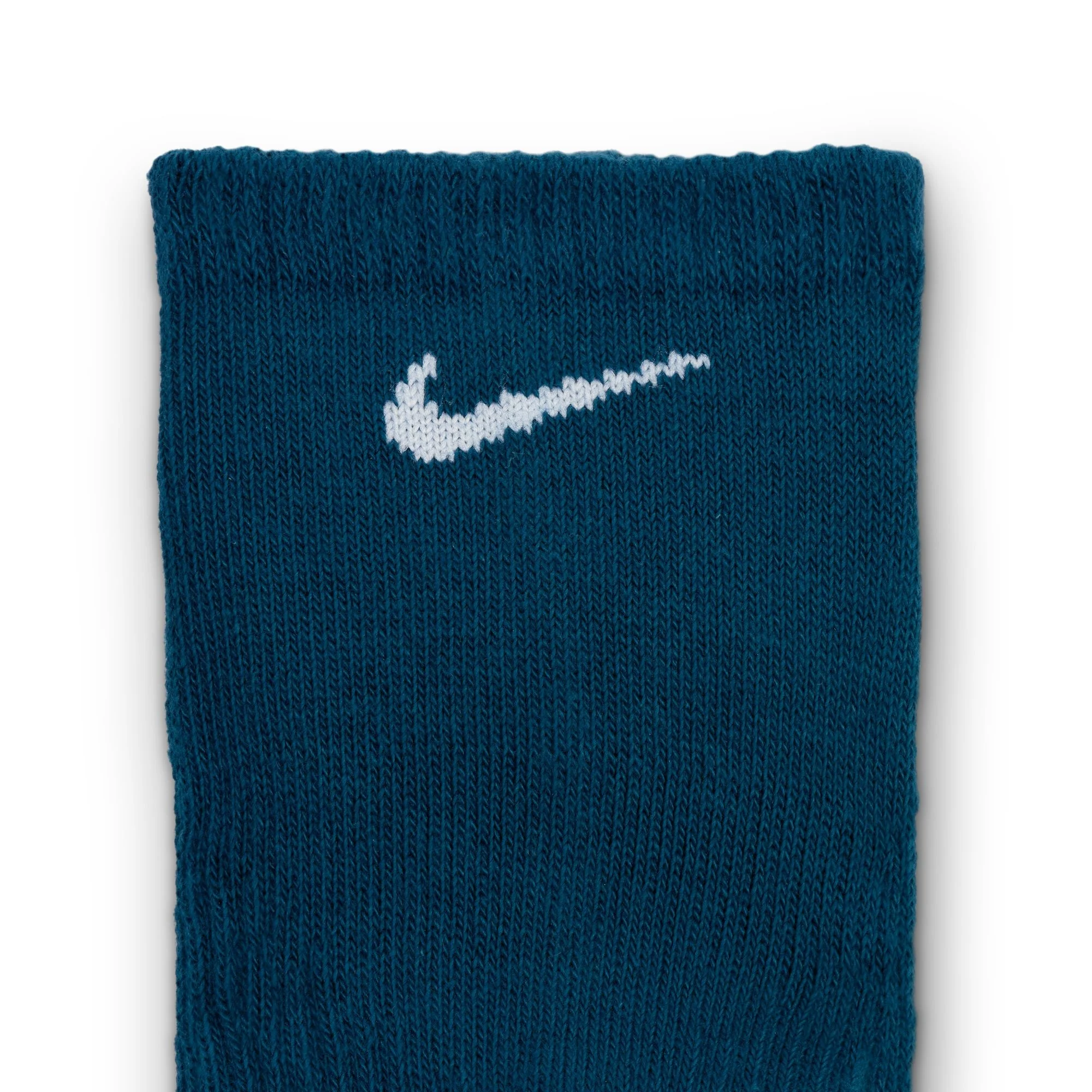 Nike Everyday Plus Cushioned Training No Show Socks - 6 Pack - Image 4